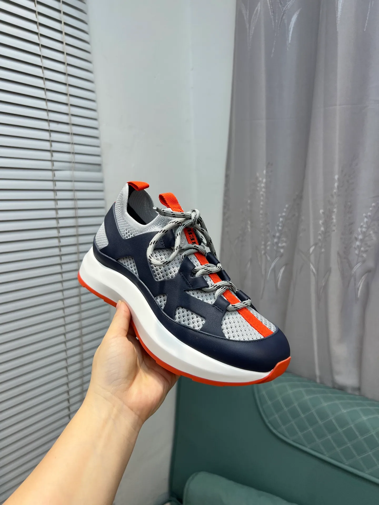 💰¥720 HERMES Men’s rest sneakers! -High-end quality original casual sports shoes -Upper: high nappa calfskin, forging technology, knitted fabric, shoe brand webbing, injection molded brand logo -Inner: foot pad; water-dyed cowhide -Outsole: ultra-light TPU·rubber; two-color molded outsole -Ultra-high quality control·fine workmanship: highlighted (high-end·luxury·grade) Size: 38-44 (45 46 customized)